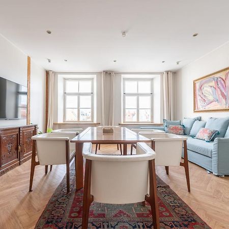Old Town - Boutique Hall Square Apartment Tallinn Eksteriør billede