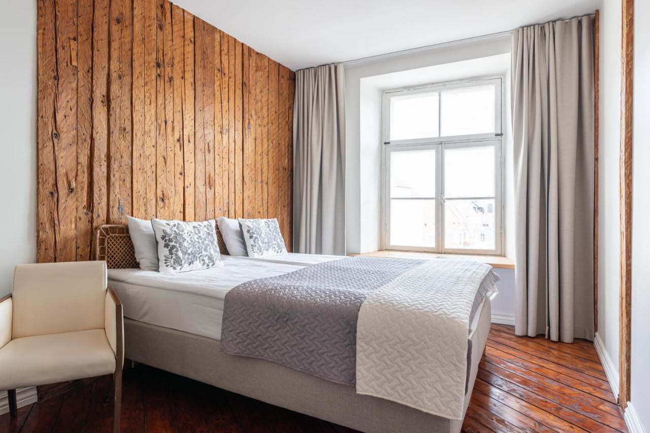 Old Town - Boutique Hall Square Apartment Tallinn Eksteriør billede