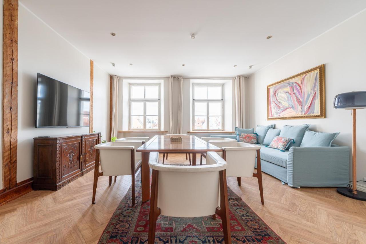 Old Town - Boutique Hall Square Apartment Tallinn Eksteriør billede