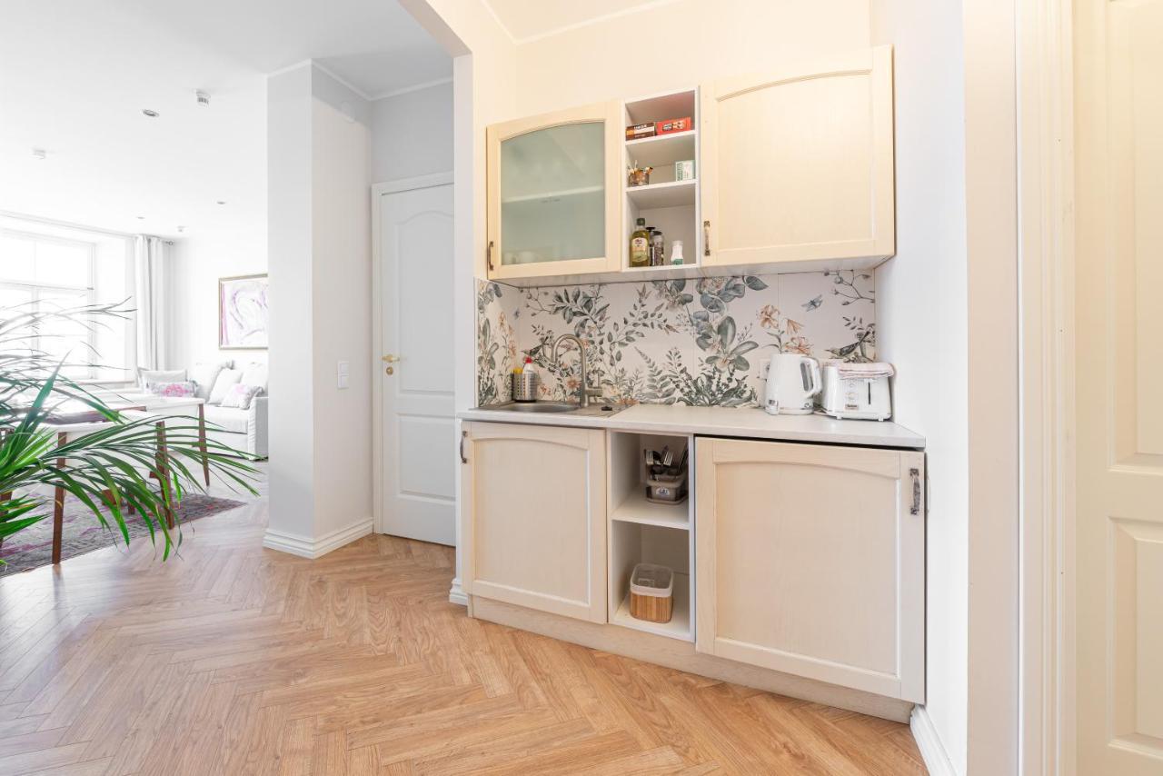 Old Town - Boutique Hall Square Apartment Tallinn Eksteriør billede