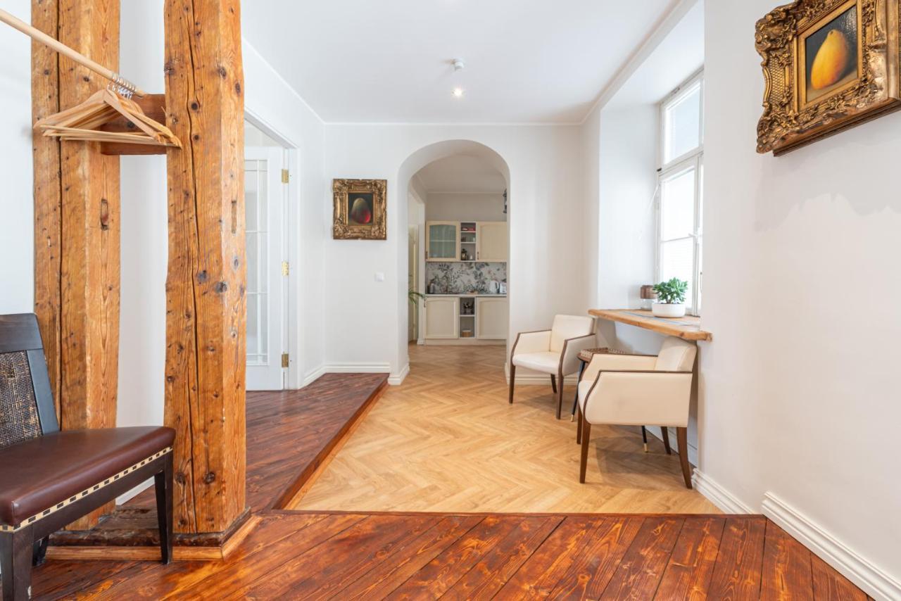Old Town - Boutique Hall Square Apartment Tallinn Eksteriør billede
